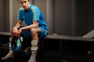 开云体育登录网站入口-俱乐部社交媒体粉丝见面会增强球迷互动与品牌忠诚，俱乐部信息